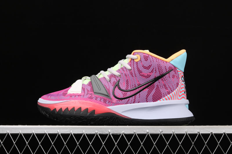 Nike Kyrie 7 - Hendrix