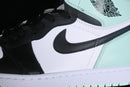 Air Jordan 1 Retro High - Green Glow