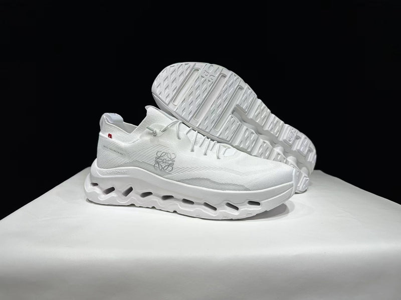 On Cloudtilt x Loewe 1.0