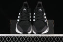 Adidas Ultraboost 5 – Preto/Branco