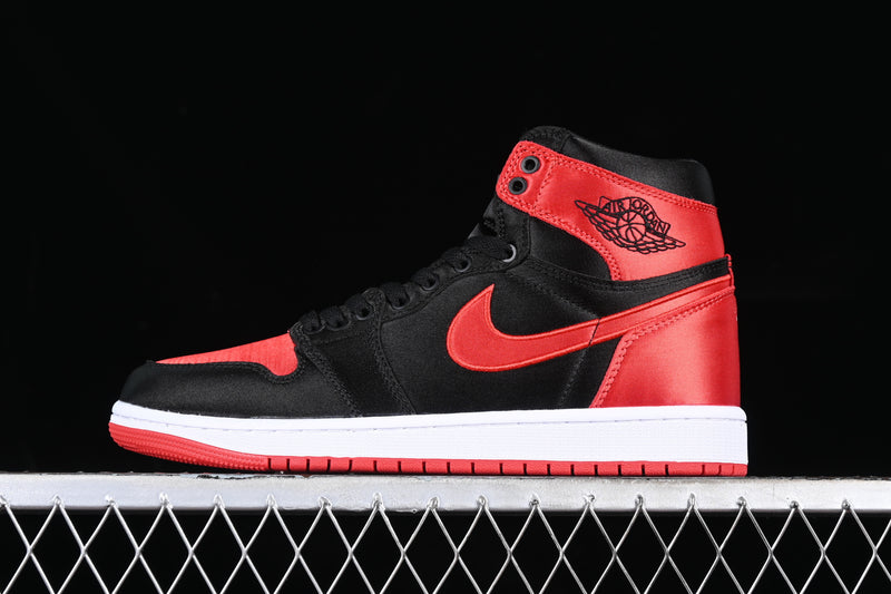 Air Jordan 1 Retro High - Satin Bred
