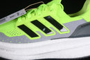 Adidas Ultraboost 5 – Verde Claro