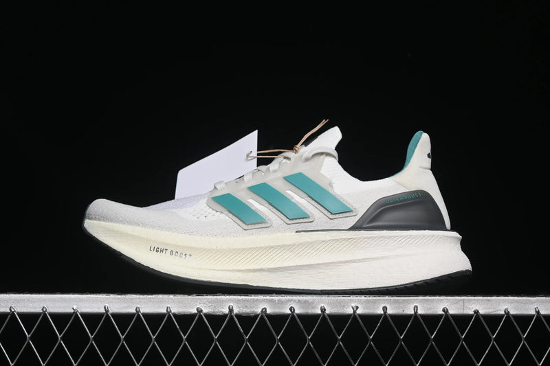 Adidas Ultraboost 5 – Verde Água