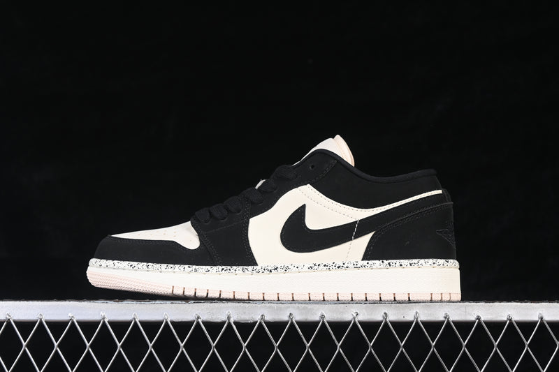 Air Jordan 1 Low Black/Guava Ice