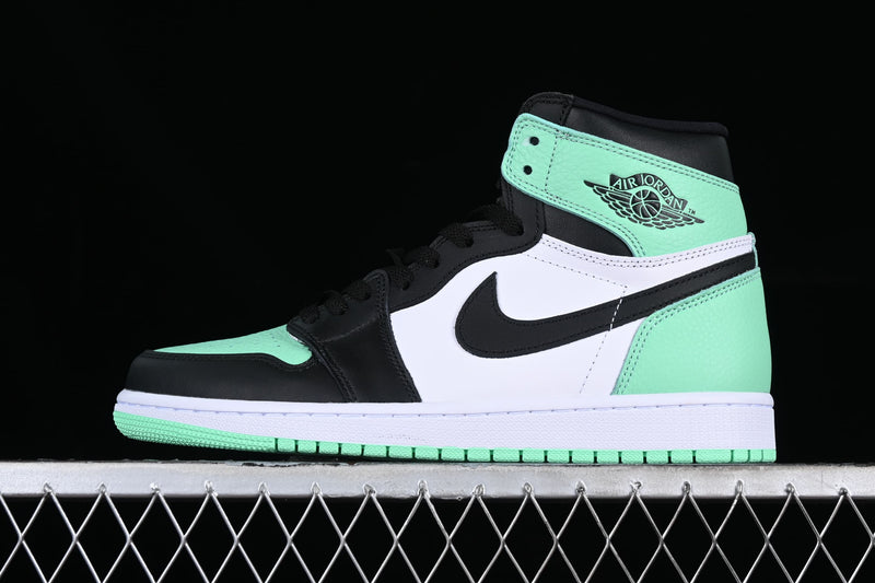 Air Jordan 1 Retro High - Green Glow