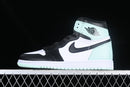 Air Jordan 1 Retro High - Green Glow