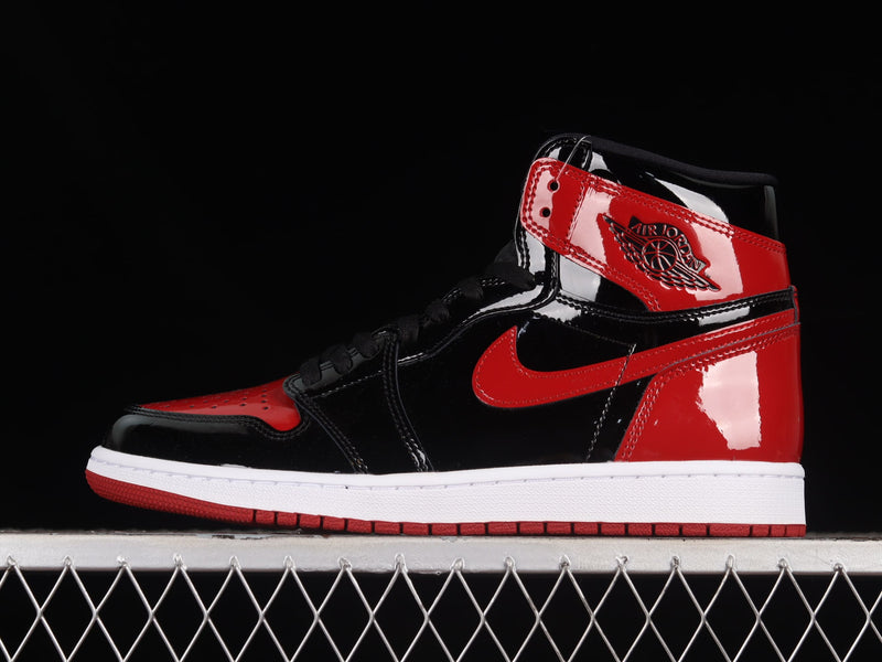 Air Jordan 1 Retro High Patent - Bred