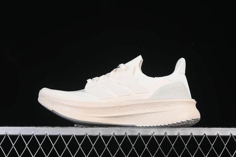 Y-3 Ultraboost 5 - Bege