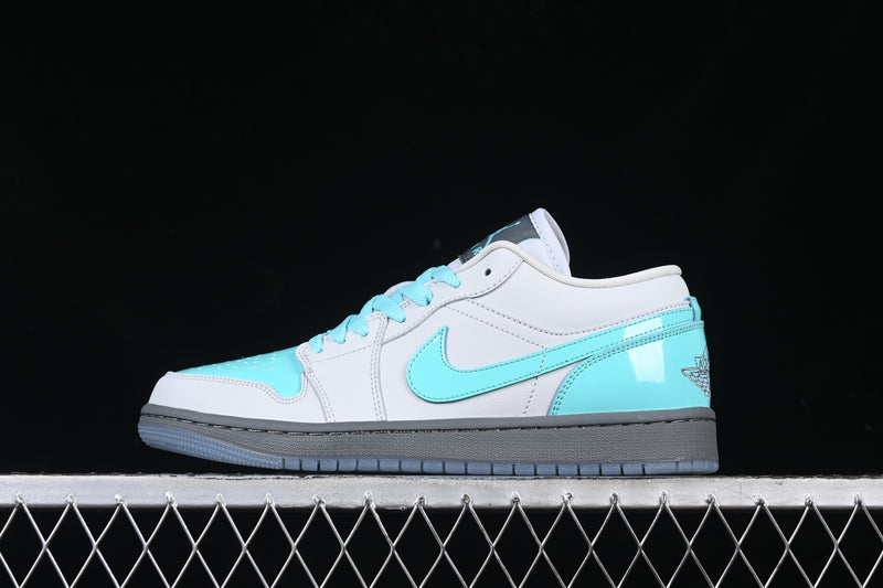 Jordan 1 Low SE - Polaroid